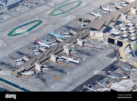 tom bradley lax terminal.